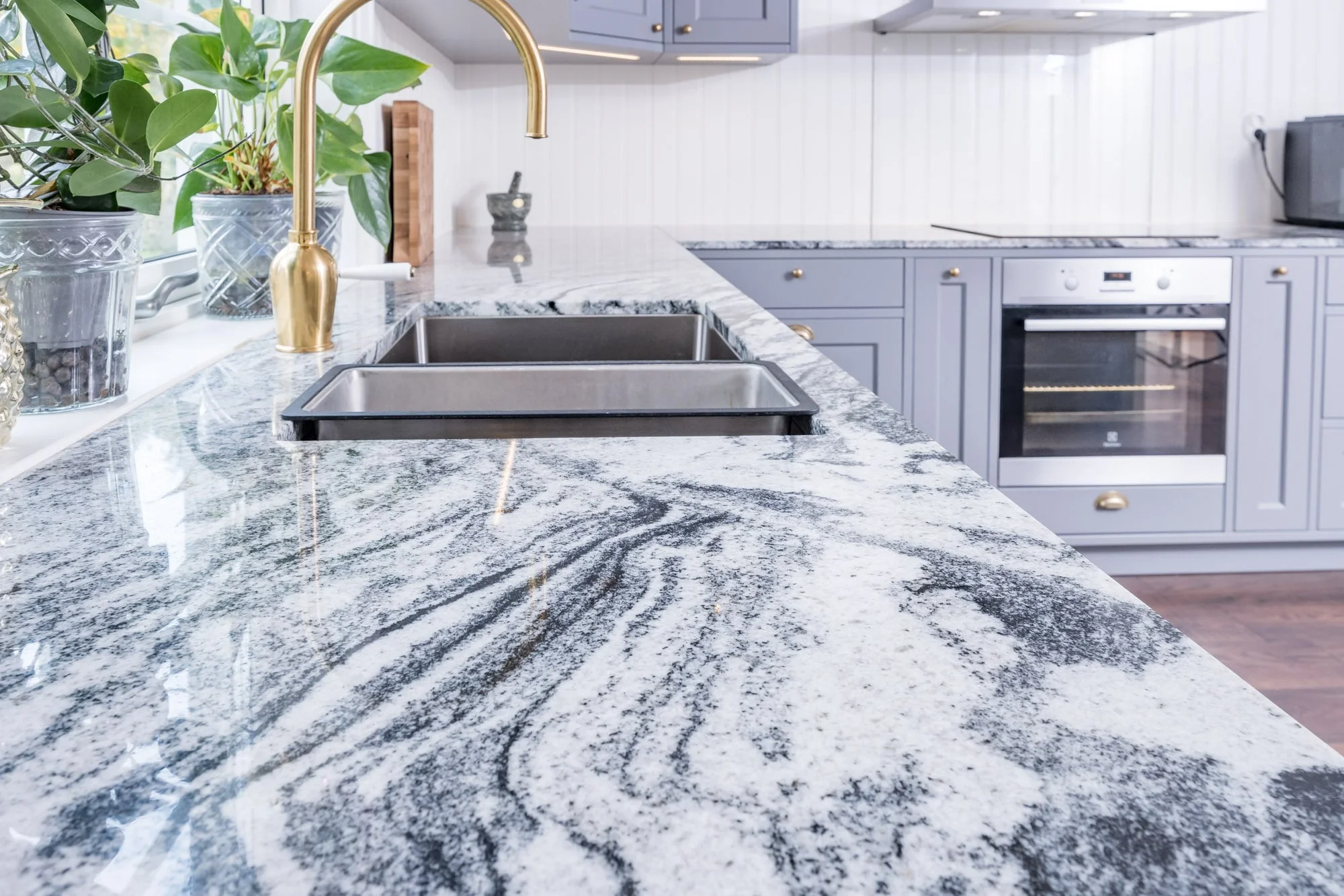 Płytka granitowa Viscount White - 60x60x1,5 - obrazek 2
