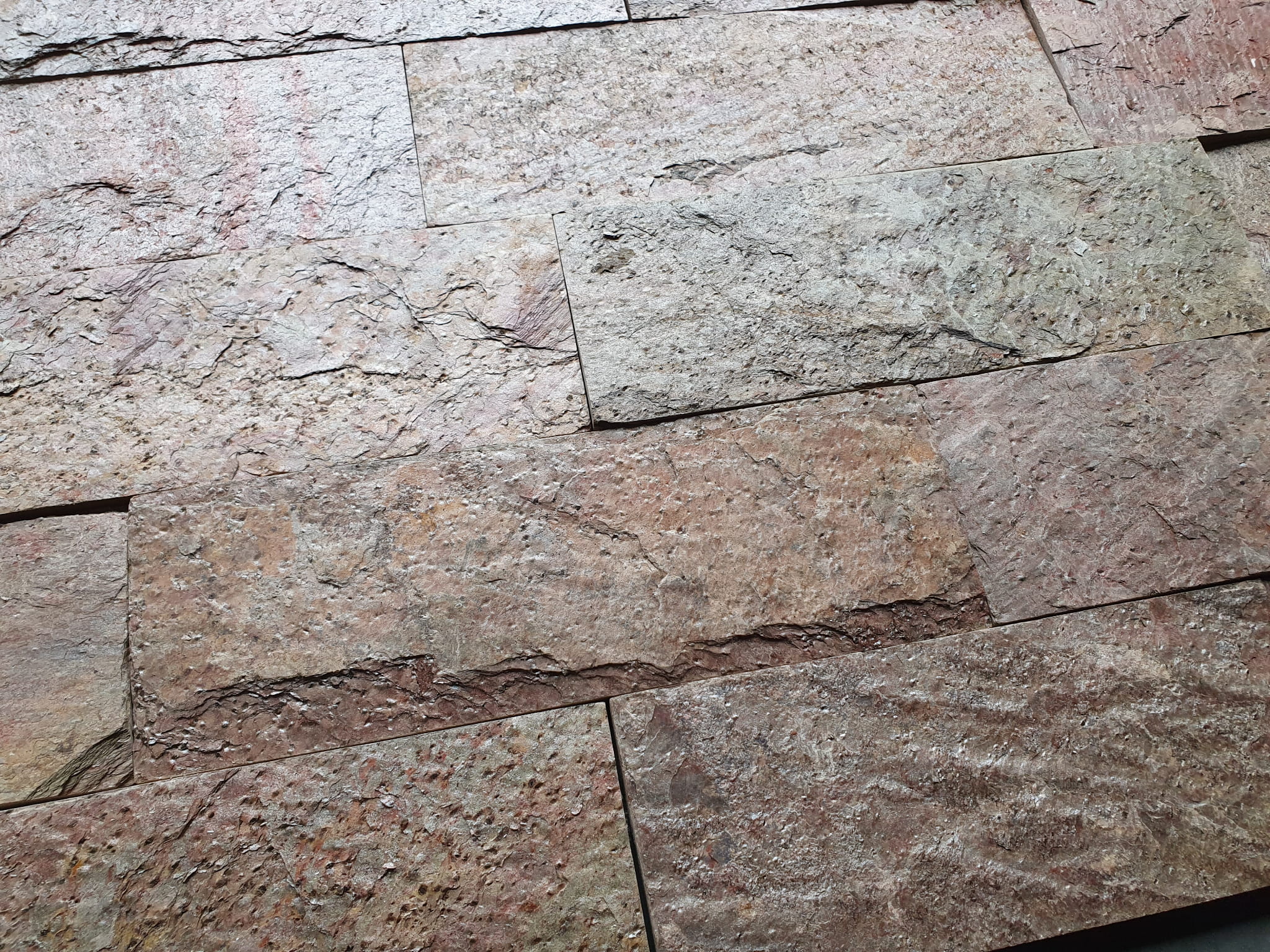 Kamień elewacyjny kwarcytowy Copper Brick - 10x30 - obrazek 4